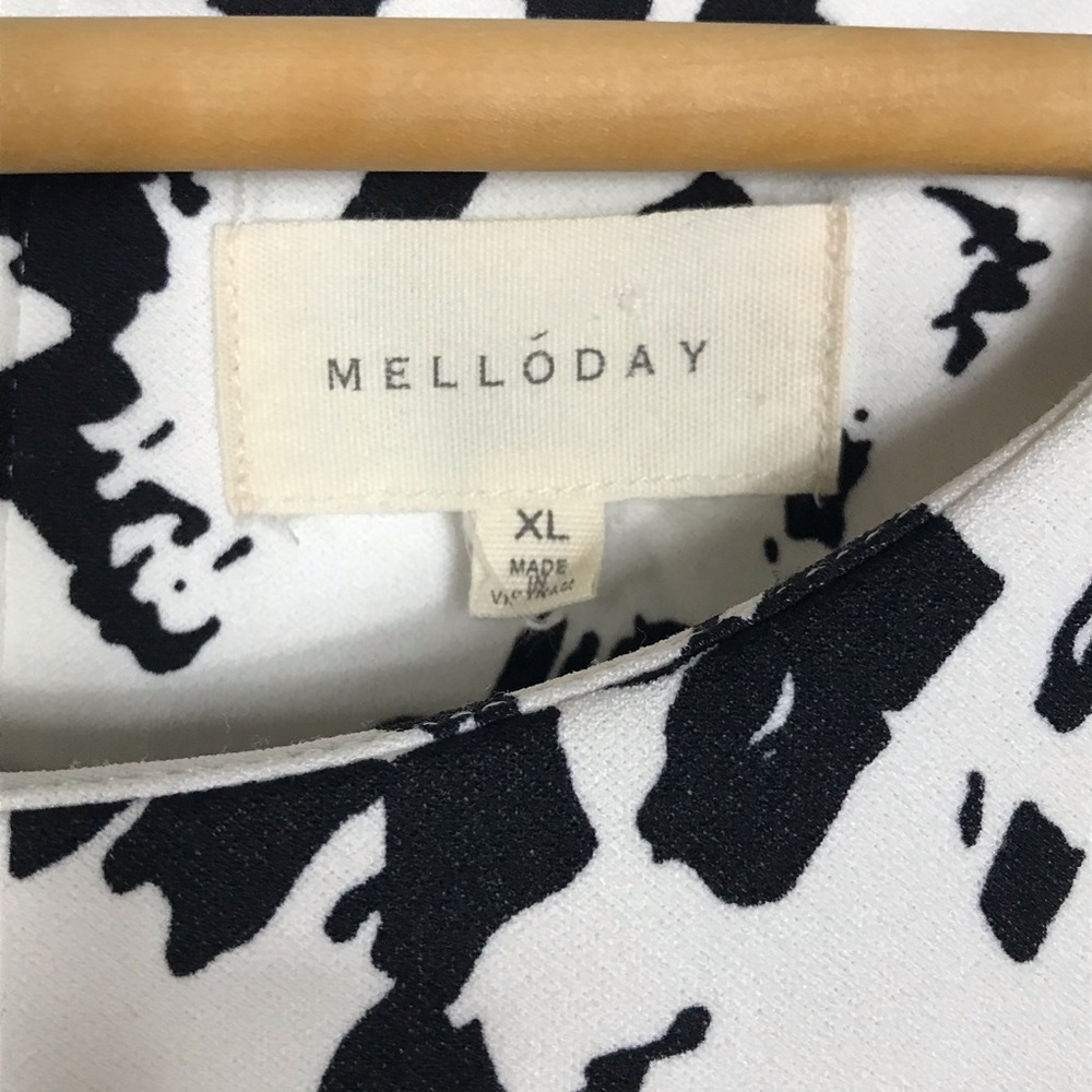 Melloday Short Sleeve Stretch Blouse Top White Black Print Size XL - Picture 2 of 11